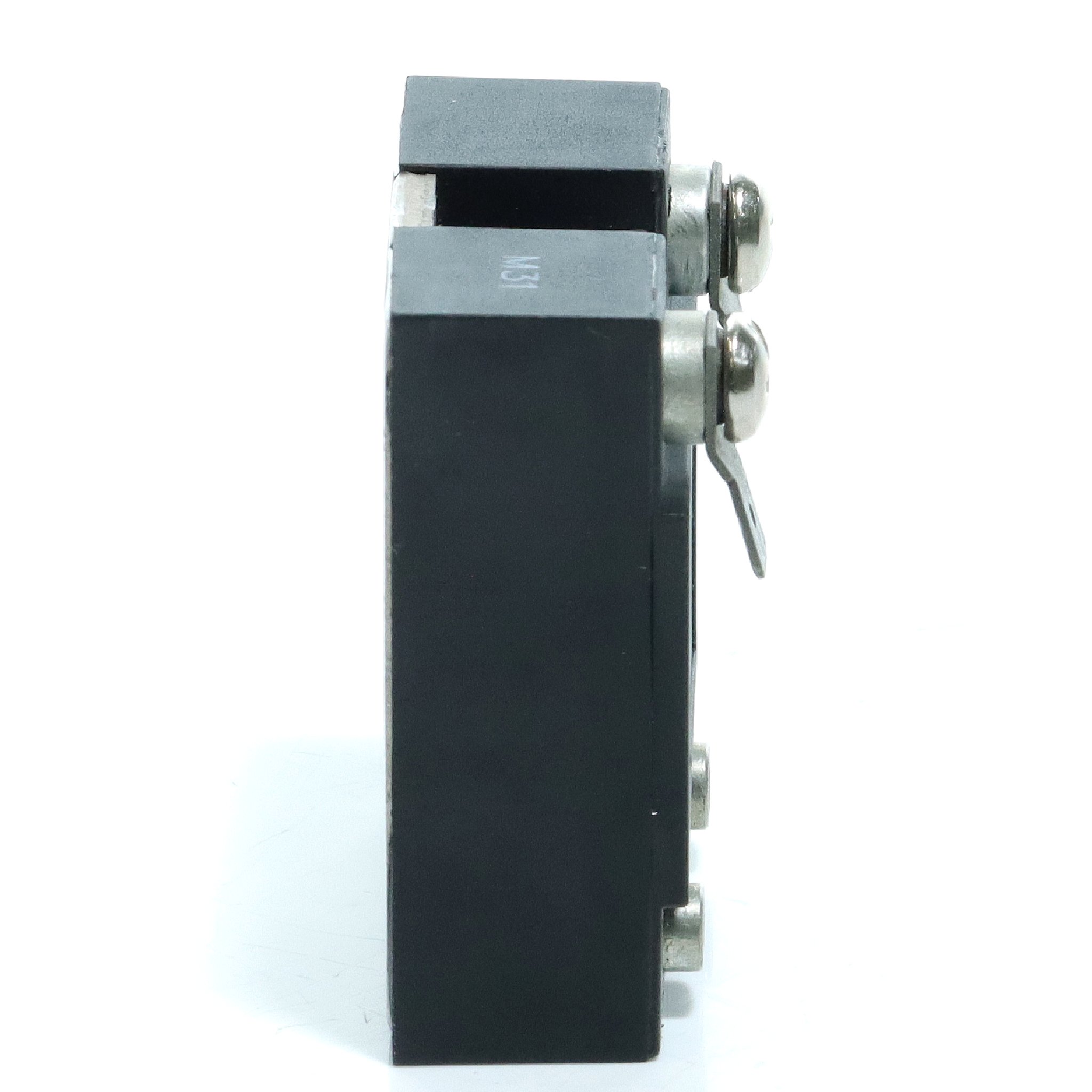 Semiconductor relay  Used
